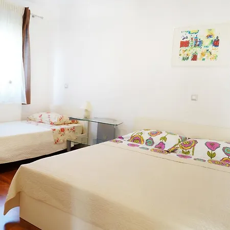 Apartments Rea Funtana Exterior photo