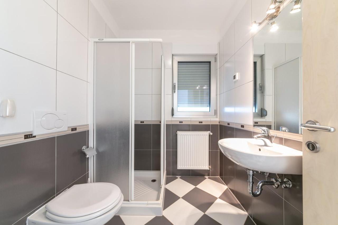 Apartment Rea *